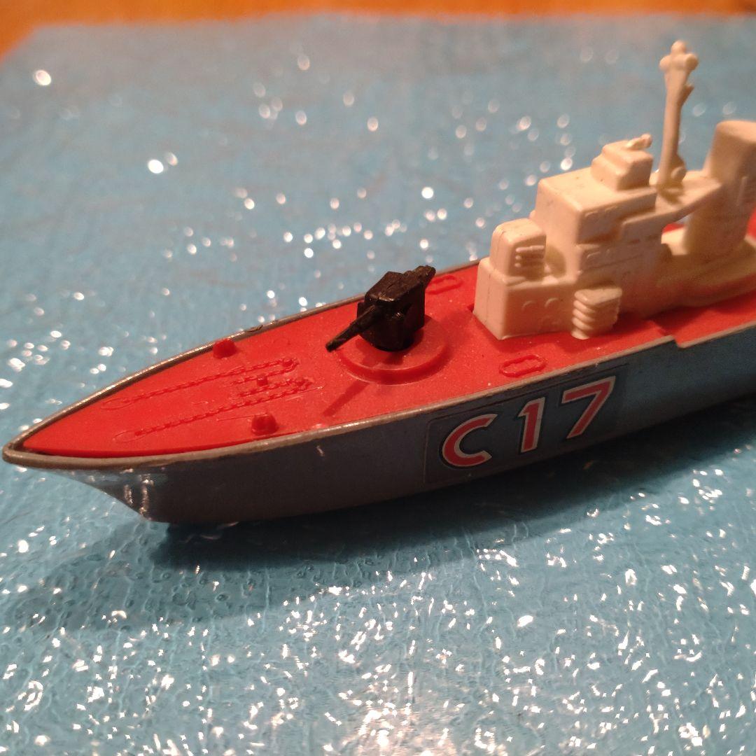 マッチボックス（イギリス製 のミニカー 艦船モデル イギリスの駆逐艦 コルベット