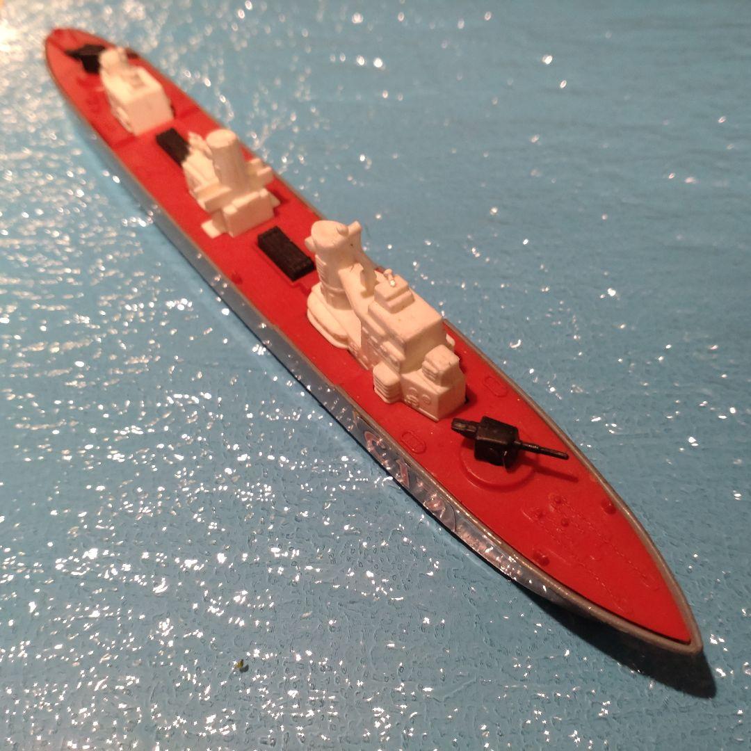 マッチボックス（イギリス製 のミニカー 艦船モデル イギリスの駆逐艦 コルベット