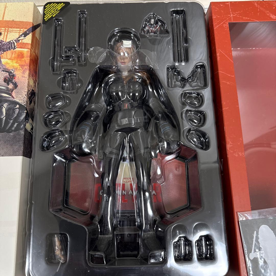 ホットトイズフィギュア　MARVEL CIVIL WAR BLACK WIDOW