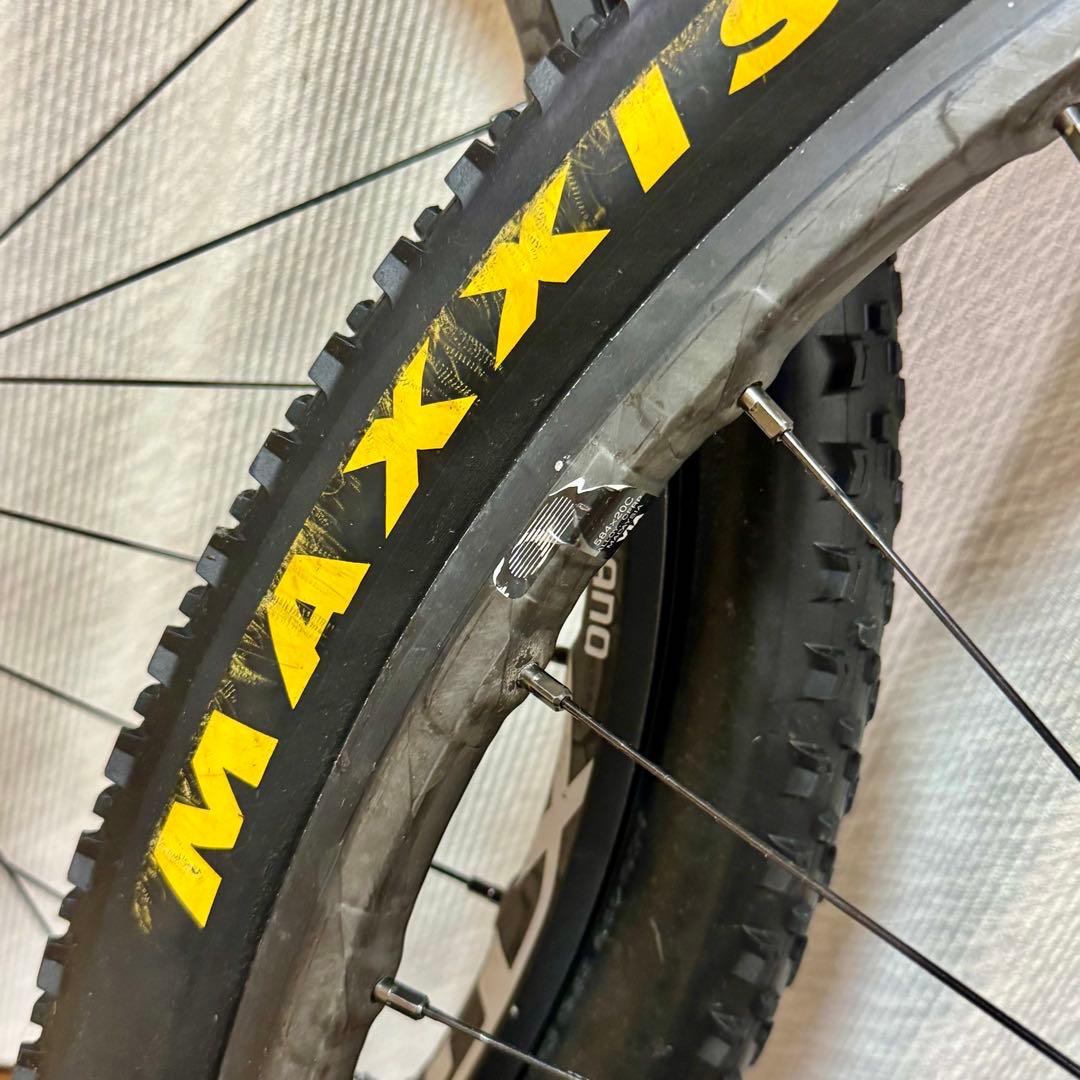 【値下げ】シマノ MTBホイール WH-M9000-TL(XC用27.5インチ)