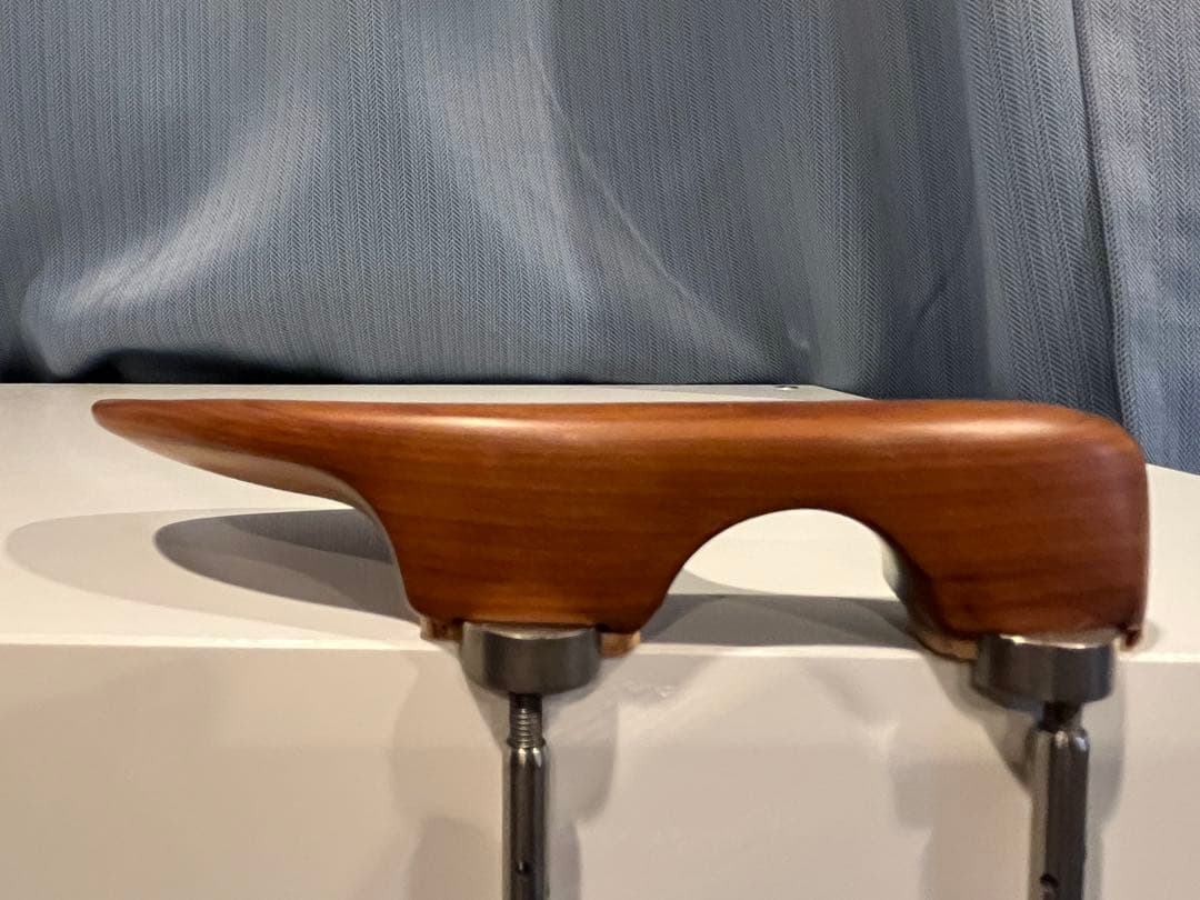 『未使用品』Berdani バイオリン 顎当て　柘植チタン