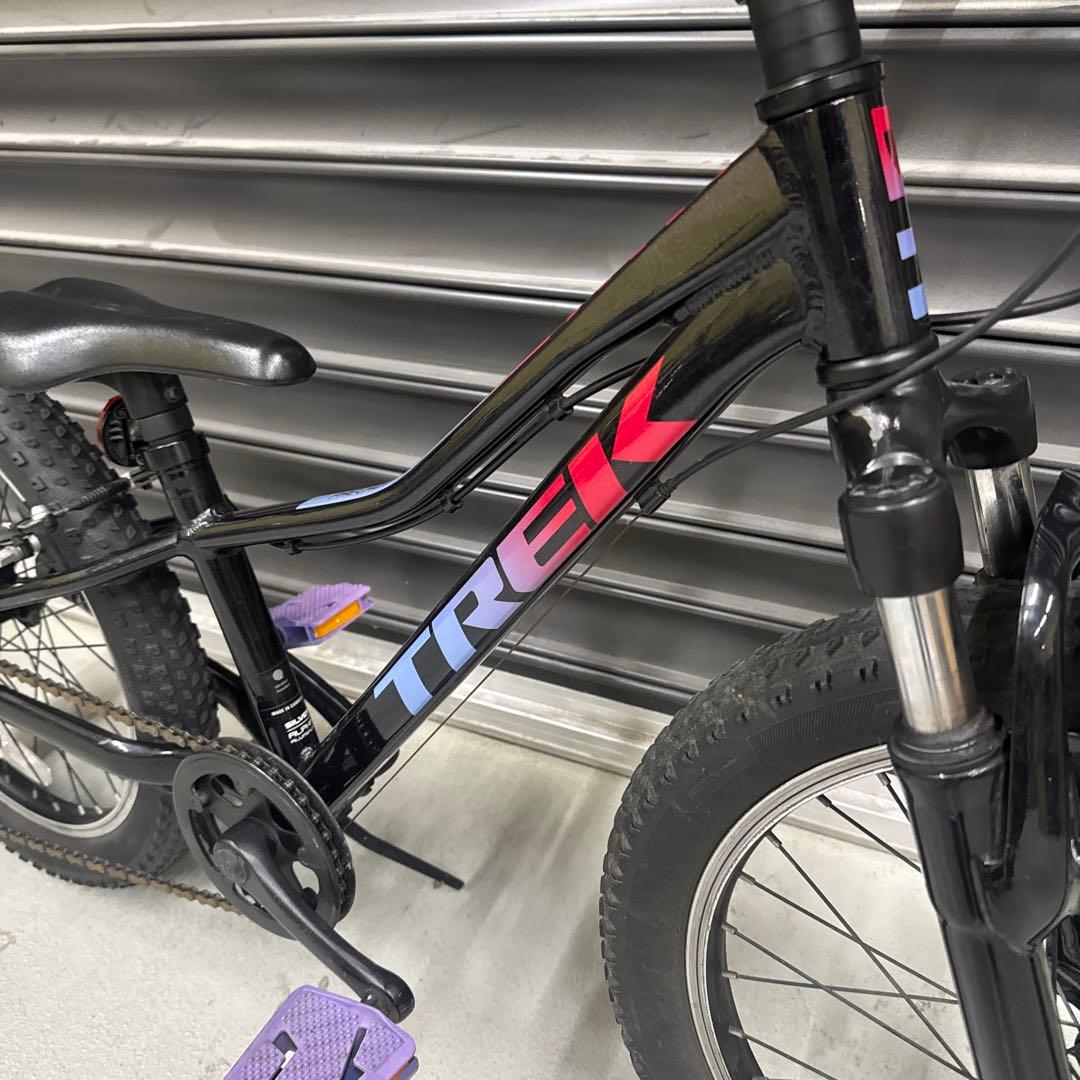 トレック　『PRECALIBER 20』　BK/PU