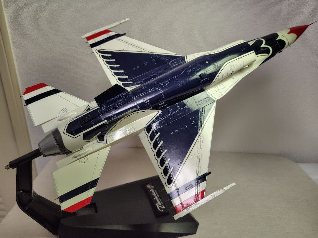 タミヤF-16 Cアメリカ空軍 1/32マスターワークコレクション
