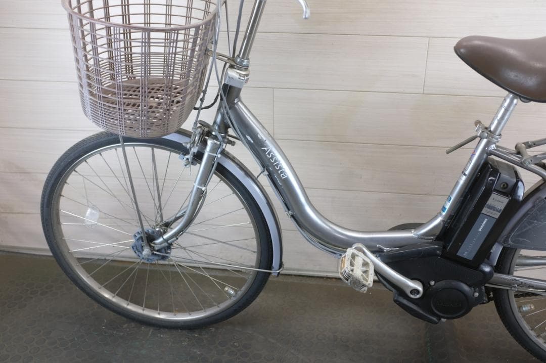 電動自転車　ブリヂストン製　24インチ　3段　8.9Ah充電器あり