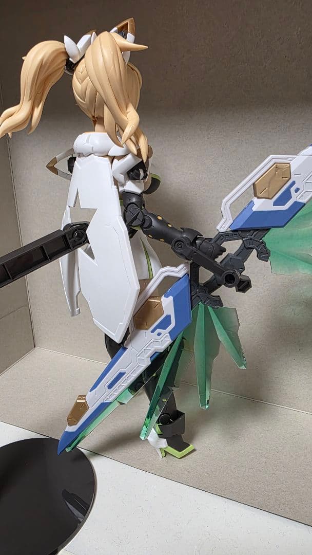 グランデスケール ジェネ　コトブキヤ 【組立済】