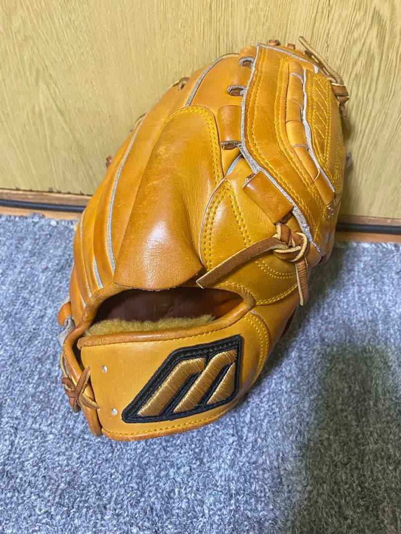 美品　ミズノプロ　硬式　ピッチャー