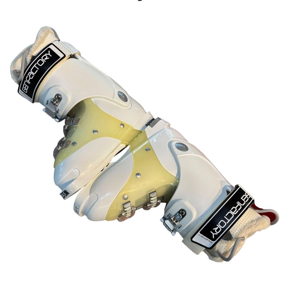 レディースショートスキーセット　ファンスキー　Salomon 24-24.5cm