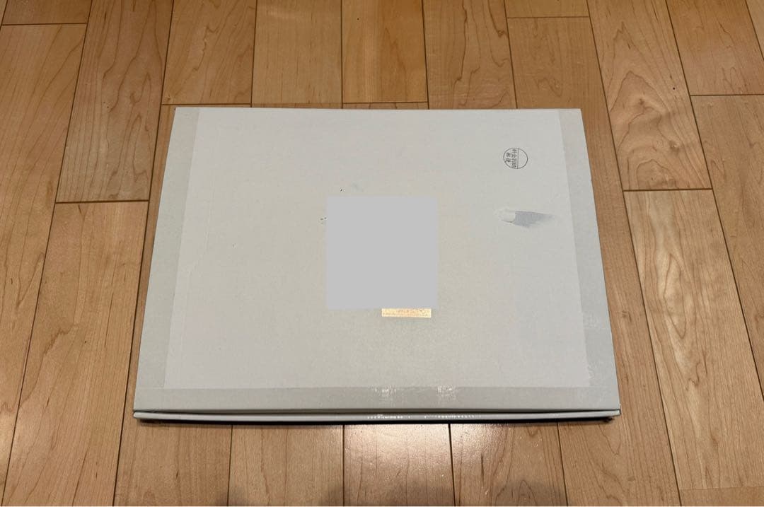 KANAMEdesigns　Horizontal Table　ウォルナット