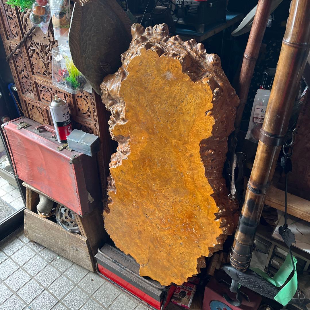 切り株座卓、コブ付き座卓、一枚板座卓、座卓、天然木座卓、一本木座卓、切り株座卓
