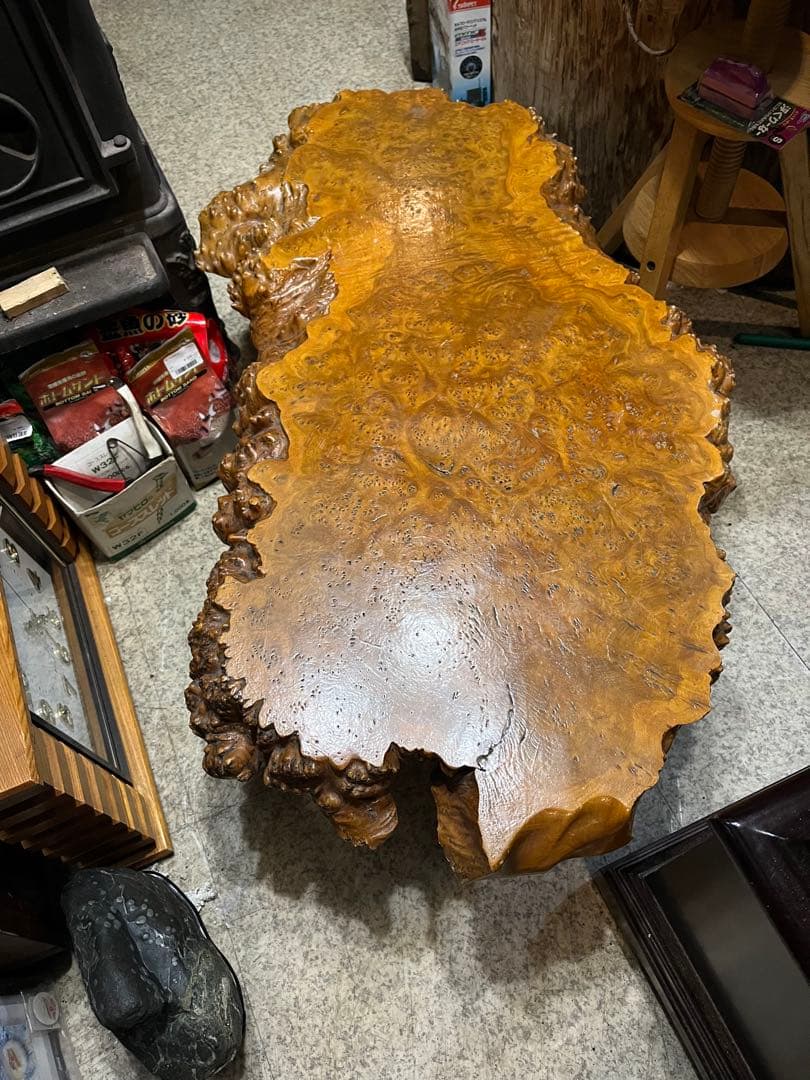 切り株座卓、コブ付き座卓、一枚板座卓、座卓、天然木座卓、一本木座卓、切り株座卓