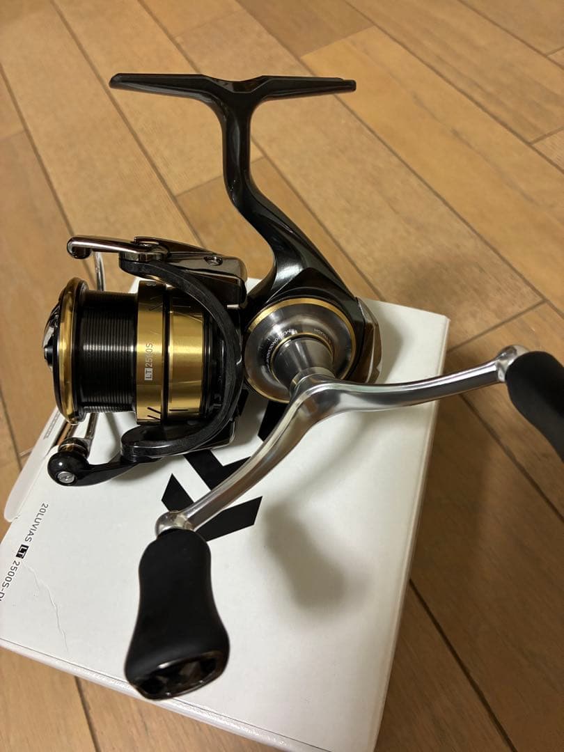 20ルビアス　LT2500S-DH slpスプール付