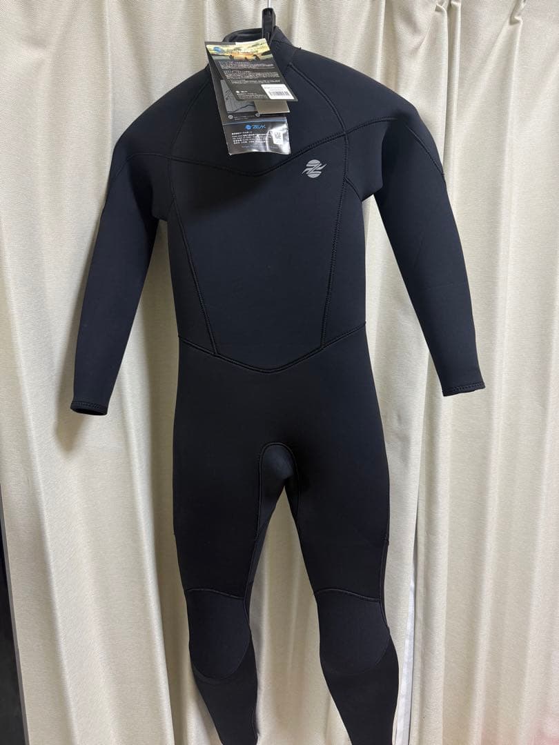 新品未使　ZEAK ウェットスーツ　5×3mm ジーク