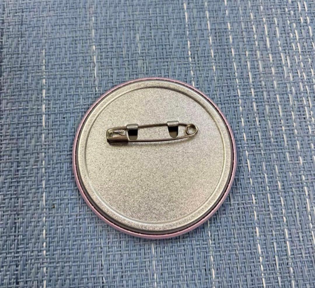 チョッパーの記念缶バッジ-麦わらストア原宿限定　50枚