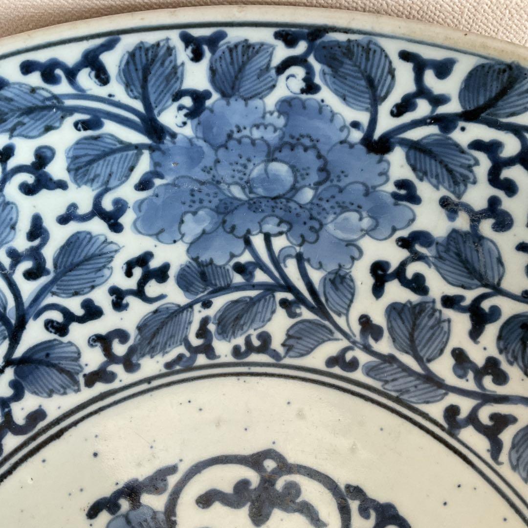 古伊万里　染付牡丹唐草文大鉢　江戸時代中期(元禄)頃　優品