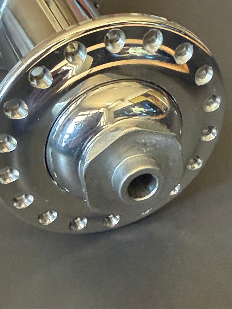 Paul フロントハブ