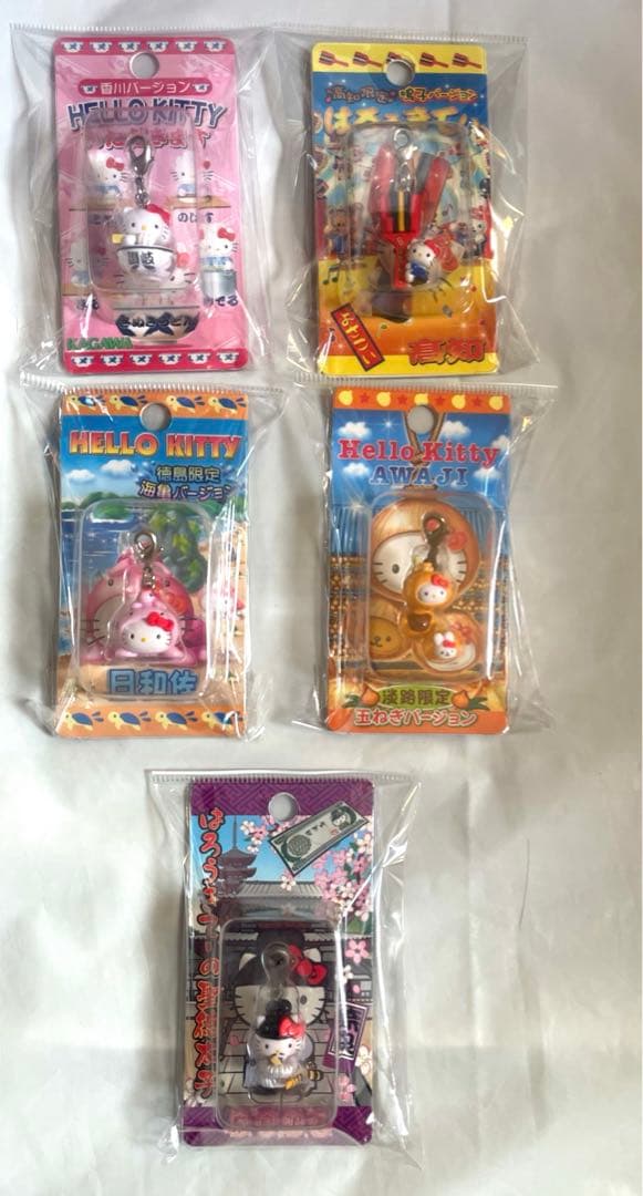 ハローキティ　ご当地キティ　根付け　チャーム　まとめ売り　38個