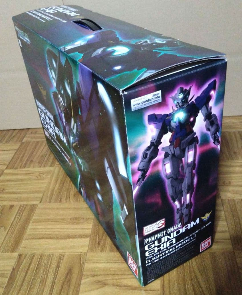 PG ガンダムエクシア [LIGHTING MODEL]