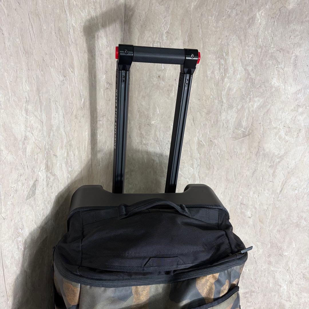 希少品 迷彩色 THE NORTH FACE ローリングサンダー30
