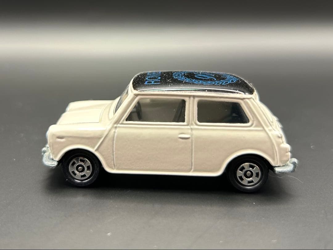 tomica ミニクーパー アップルマン　ROVER90 日本製　ミニカー