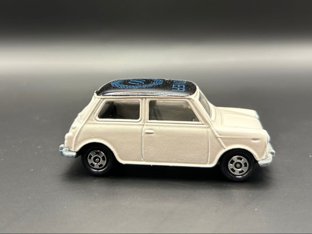 tomica ミニクーパー アップルマン　ROVER90 日本製　ミニカー