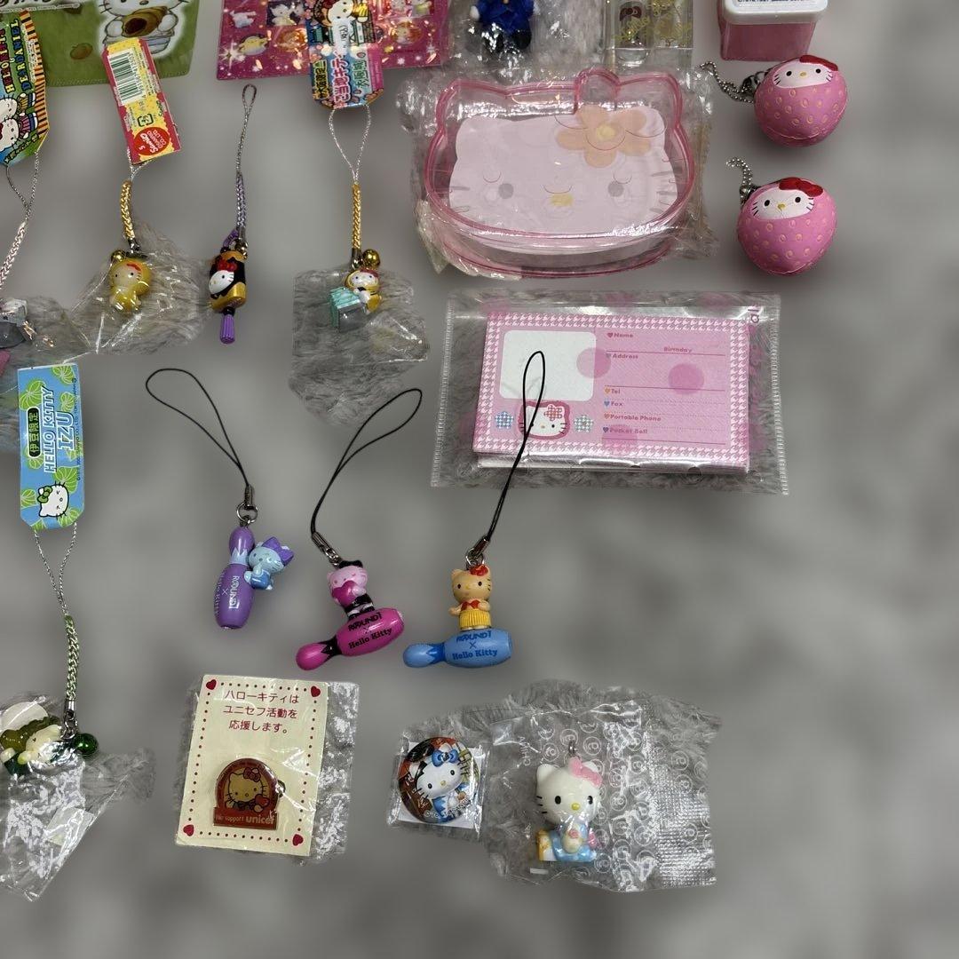 ハローキティ ストラップとグッズセット