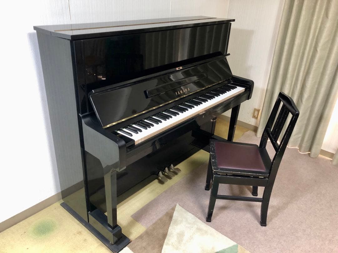 YAMAHA　アップライトピアノ　U1H　椅子付