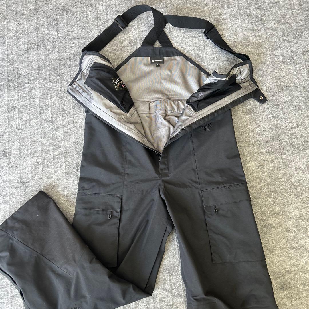 ゴールドウィン　スキーウエア上下セット