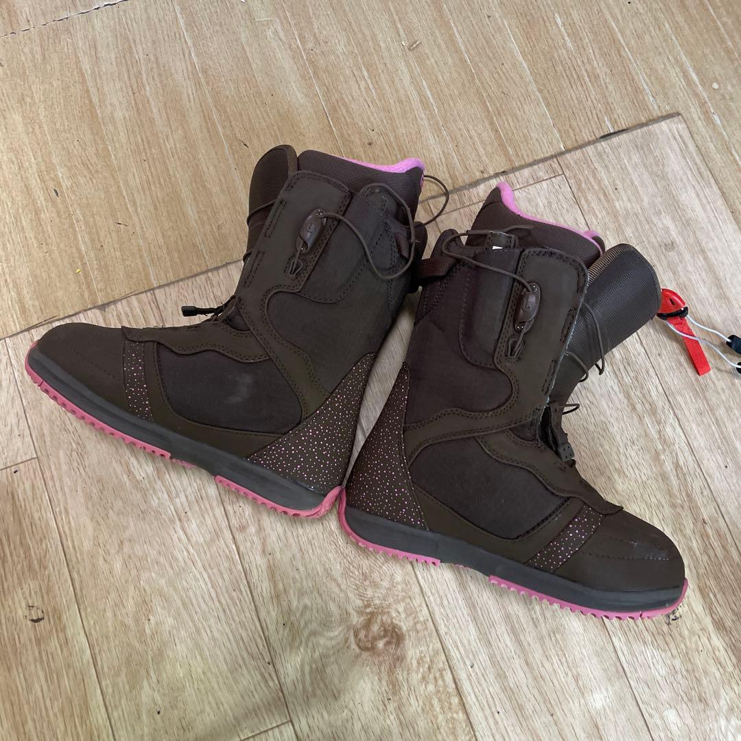 スノーボードブーツ　BURTON　バートン　DAYSPA　22㎝