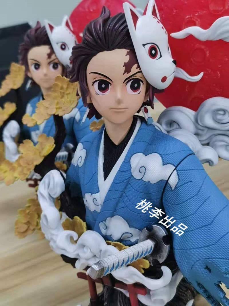 新品未開封 『鬼滅の刃』　竈門炭治郎  胸像 ガレージキット スタチュー