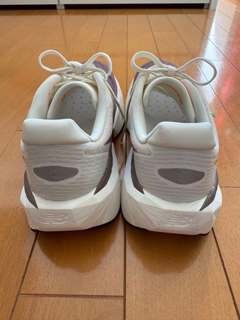 スパイク・シューズ New Balance FuelCell Rebel v5 / 23.5cm