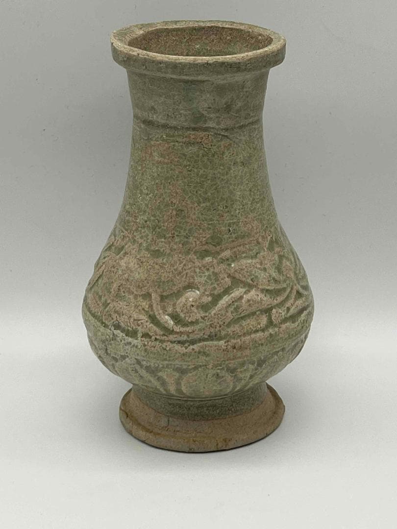 宋時代　青磁 湖田窯 刻牡丹蓮花文瓶 壺 尊 水注　影青 青白磁(D-46)