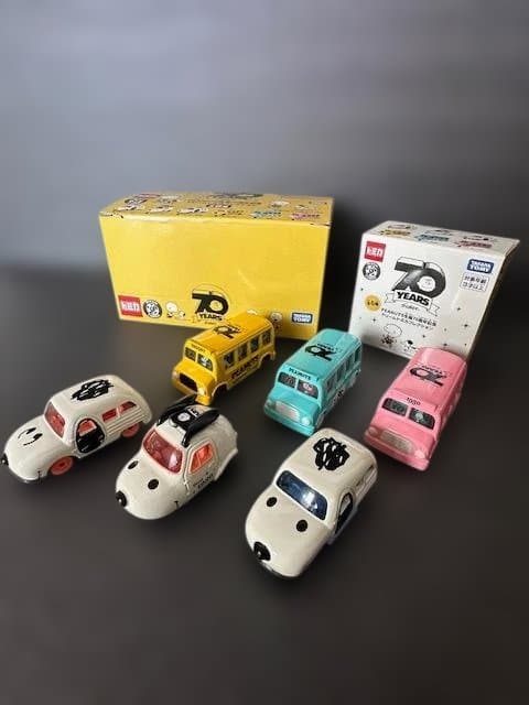 【トミカ】 スヌーピー PEANUTS 70周年記念 コンプリートセット