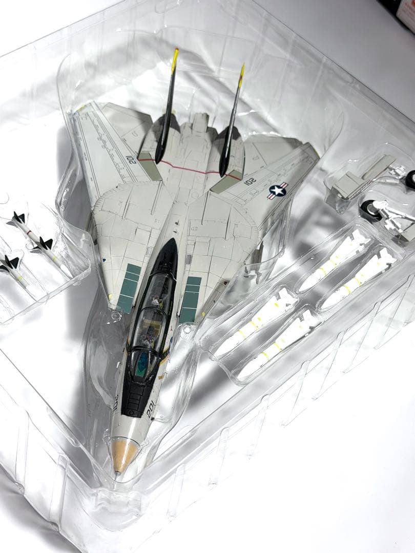 UNIMAX 1/72 F-14A Tomcat VF-84 ジョリーロジャース