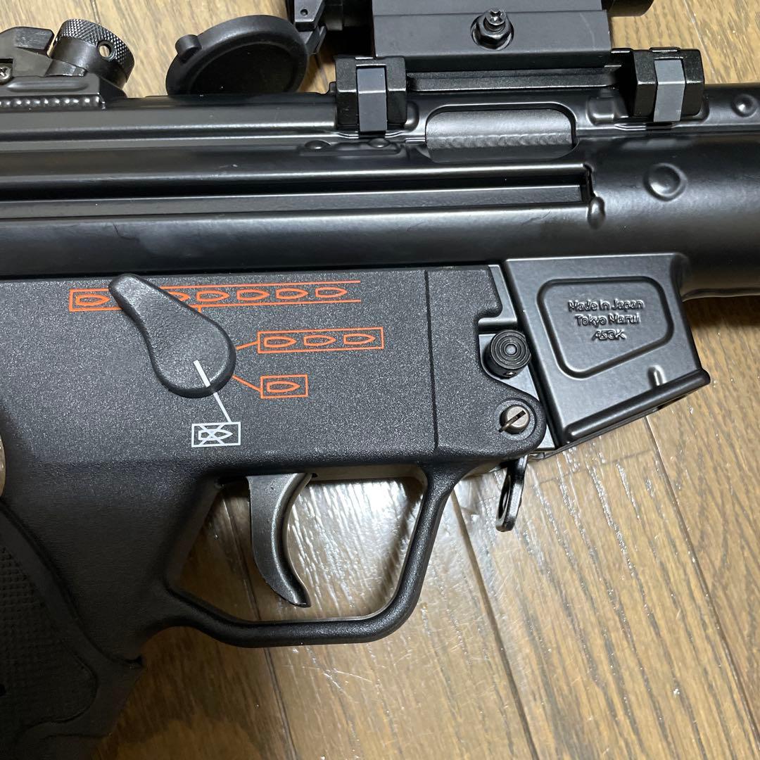 MP5 次世代電動ガン ブラック スコープ付き