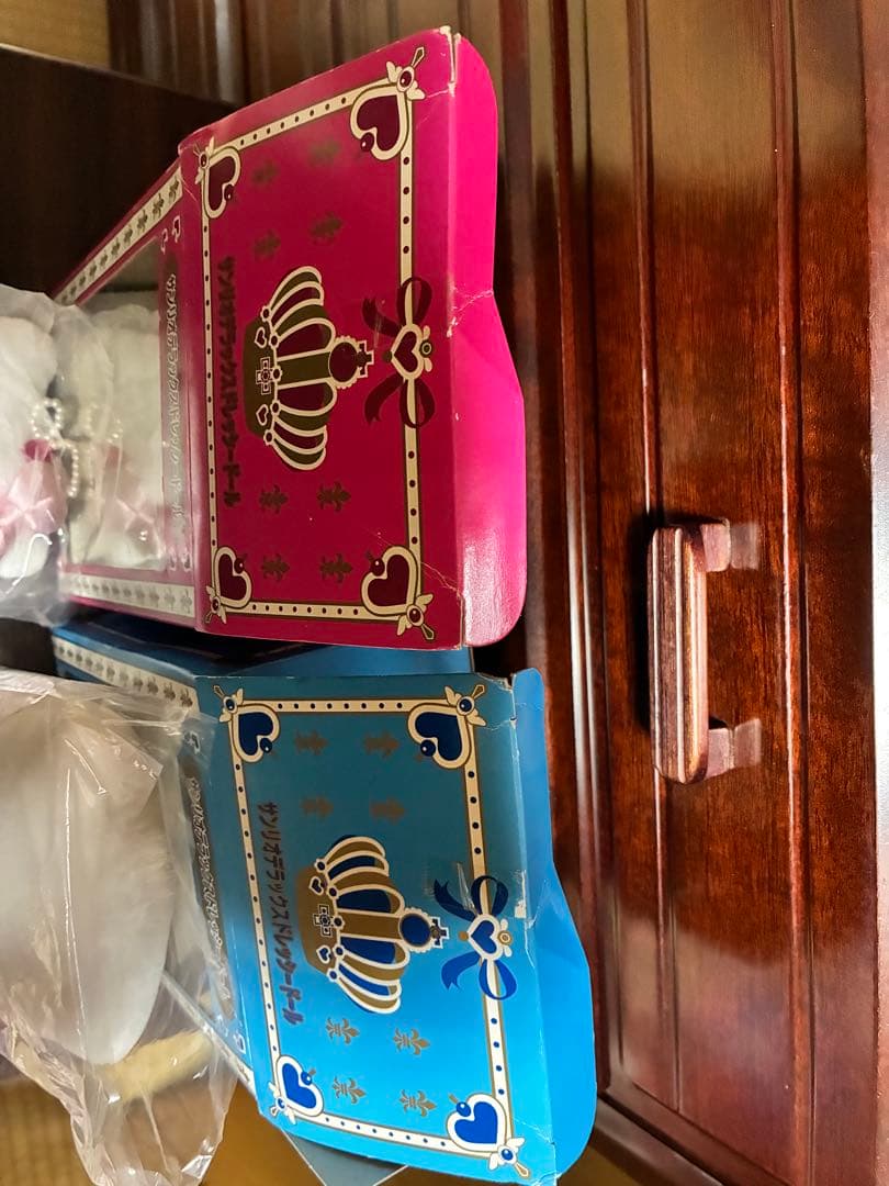 希少 激レア 新品 ハローキティ サンリオデラックスドレッシードール ぬいぐるみ