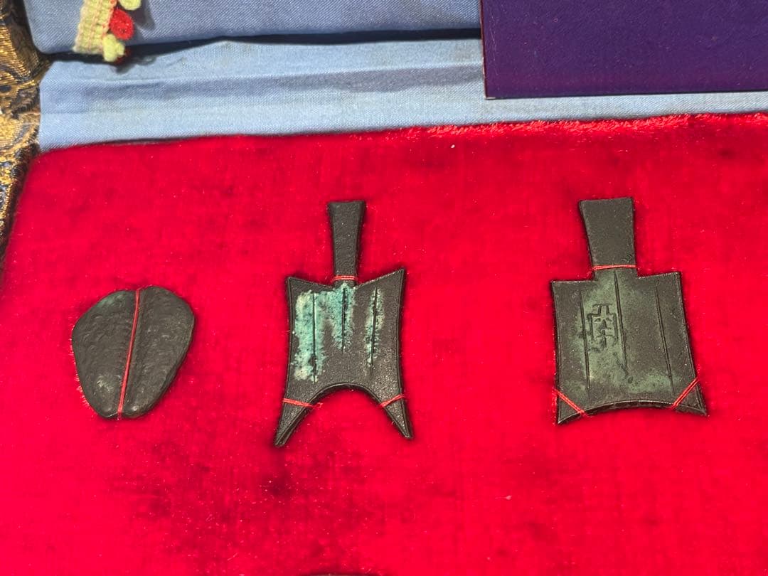 中國古代貨幣セット　古銭　箱、取扱説明書付き　希少品　アンティーク　早い者勝ち