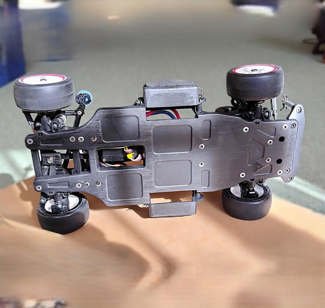 ミニシャシーキット.ガンベイド.（中古ボディー＆メカ搭載済み）