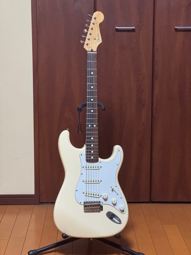 Fender Japan ストラトキャスター　USピックアップ