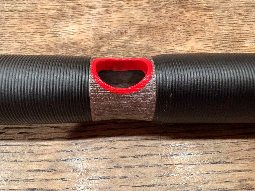 【大幅値下げ中！】龍笛 横笛 雅楽 樹脂性 クリーニング済み 絞り染めの袋付き