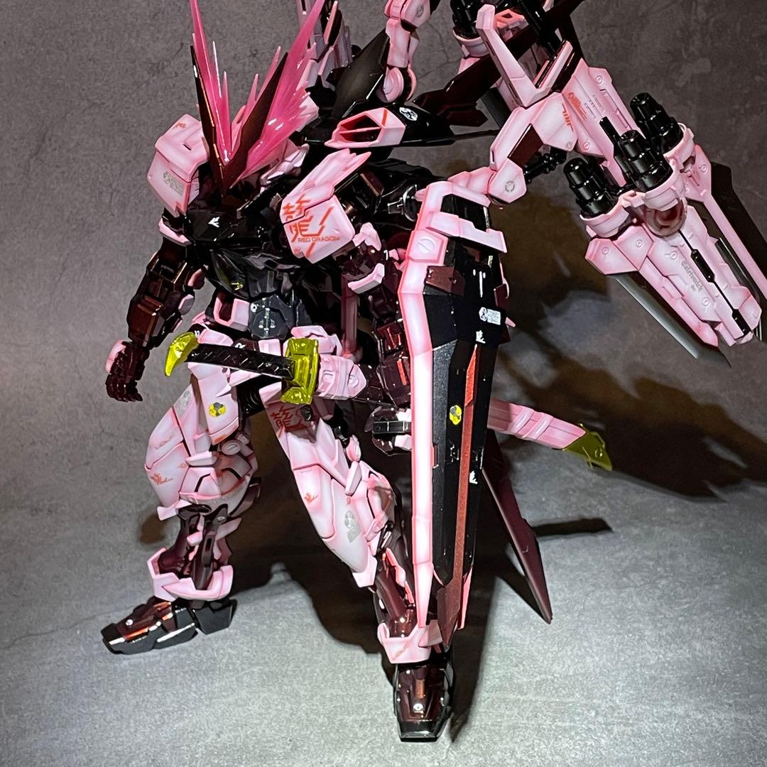 ガンプラ MG ガンダムアストレイレッドドラゴン 塗装済完成品