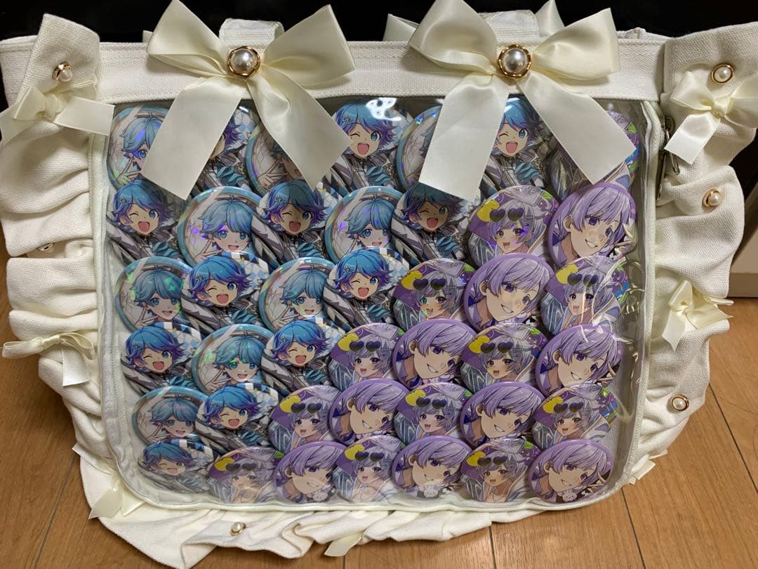 いれいす　-hotoke- 初兎　痛バ　缶バッジ