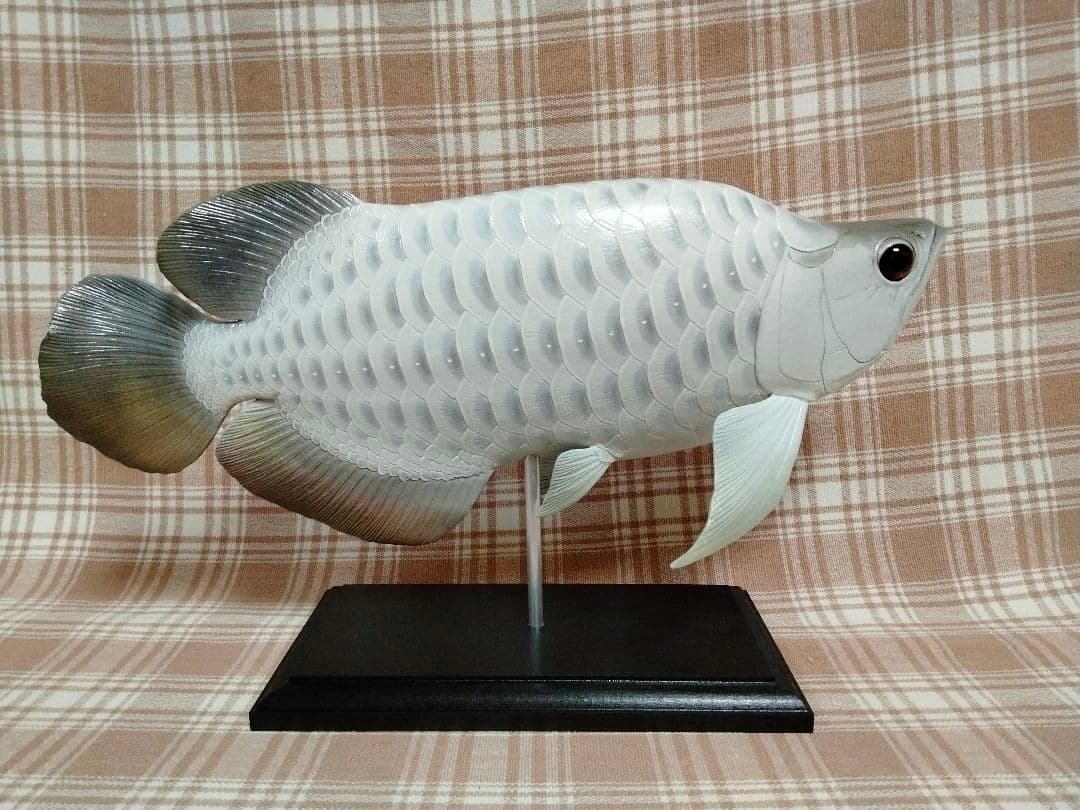 ハンドメイド　36cmアロワナ　白　フィギュア　レプリカ　魚模型　置物　オブジェ