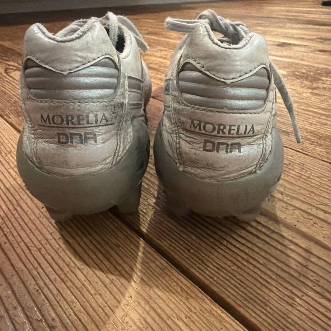 ミズノ　モレリアDNA JAPAN 26.5センチ