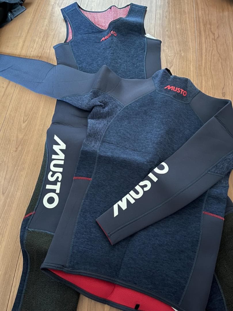 最終値下げ‼️MUSTO ウェットスーツ セット Mサイズ セーリング