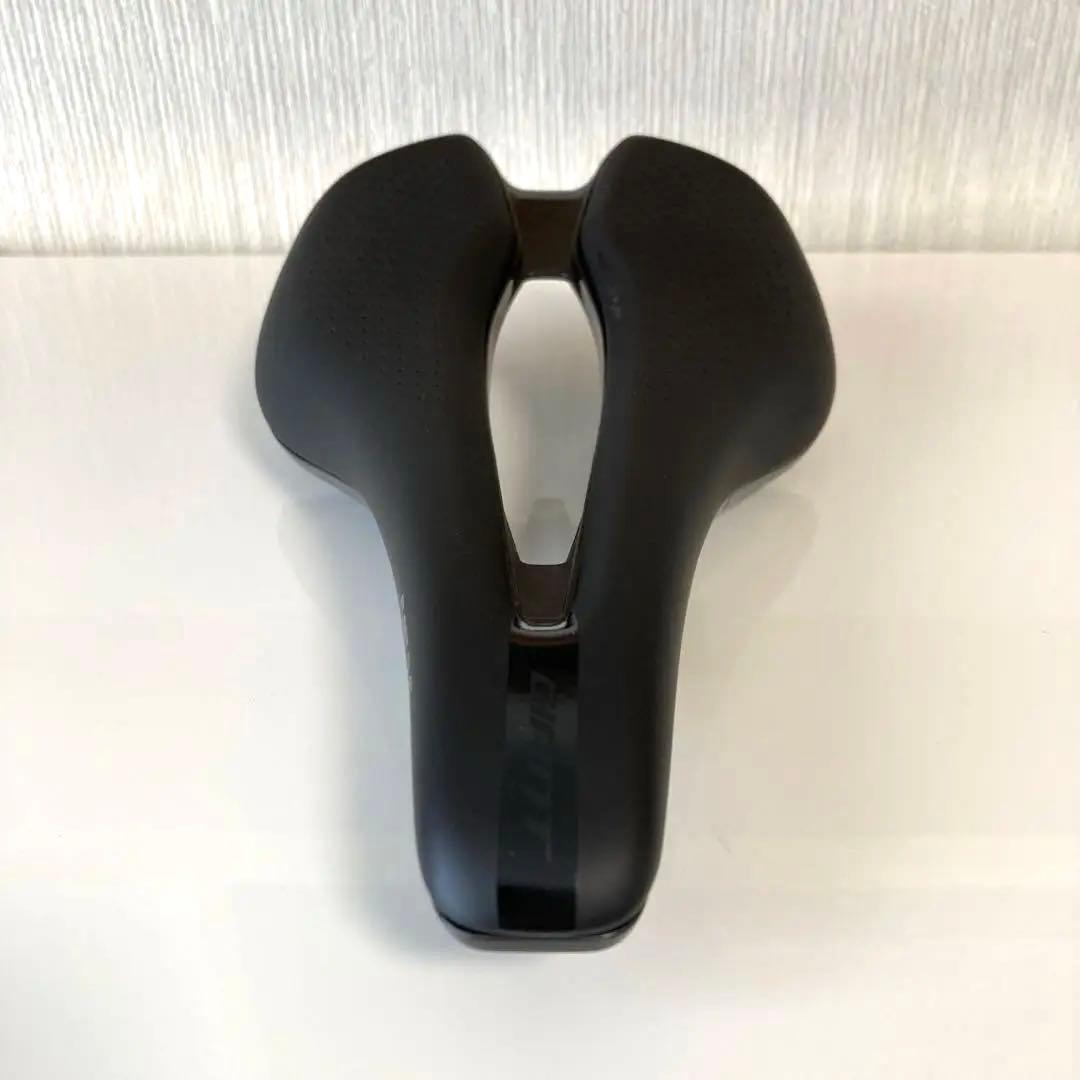 【美品】Giant Fleet SLRサドル