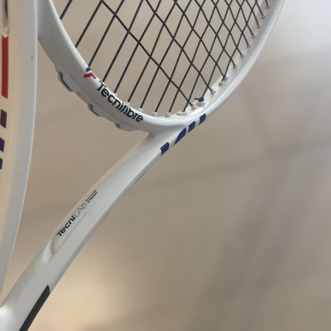 ジョニー　2本　Tecnifibre TFight 300 2023年発売