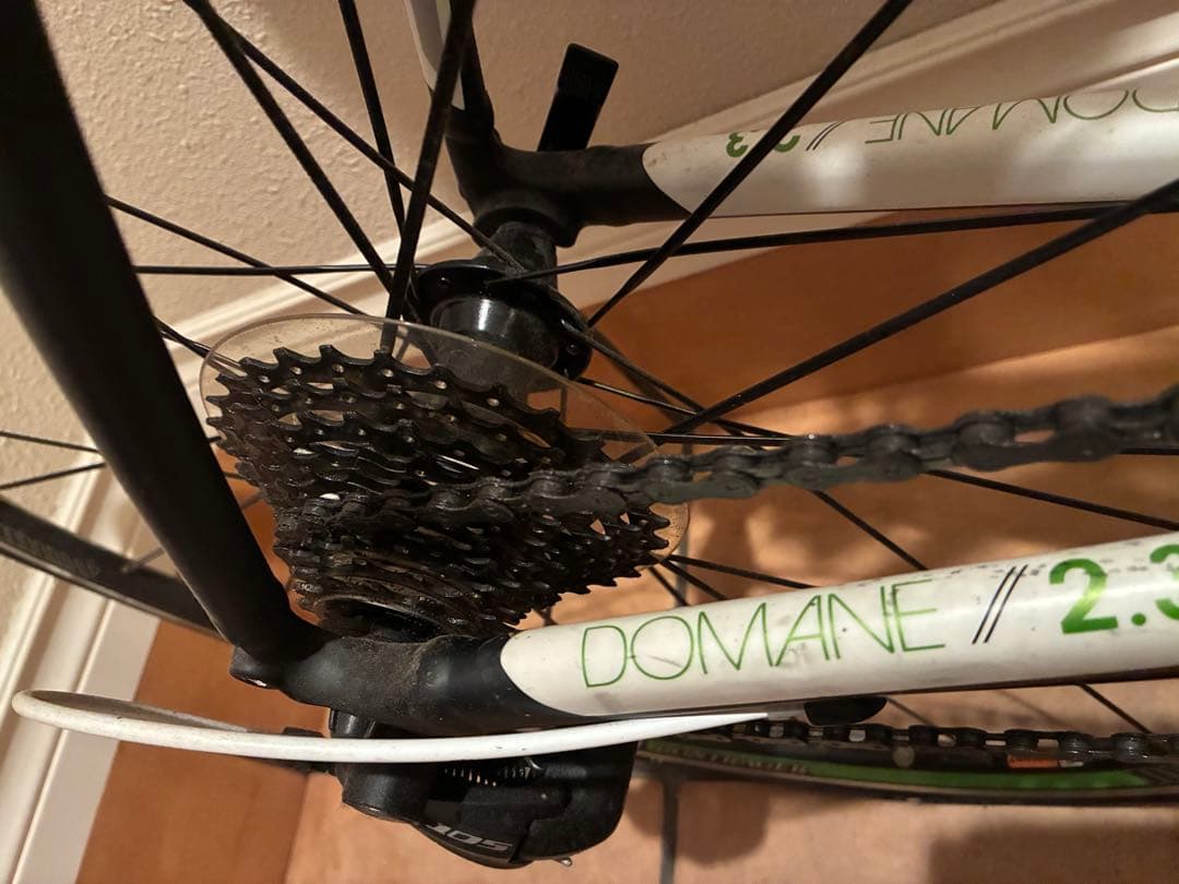Trek ロードバイク DOMANE2.3