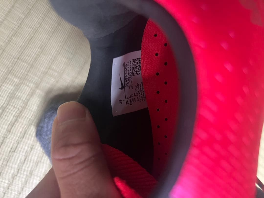 Nike サッカー　ファントム25.0