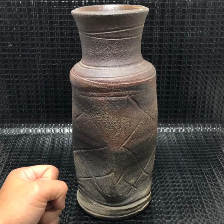 古美術◼️蔵から古そうな謎の備前焼みたいな壺、壷が出て来ました、茶道具、花道具