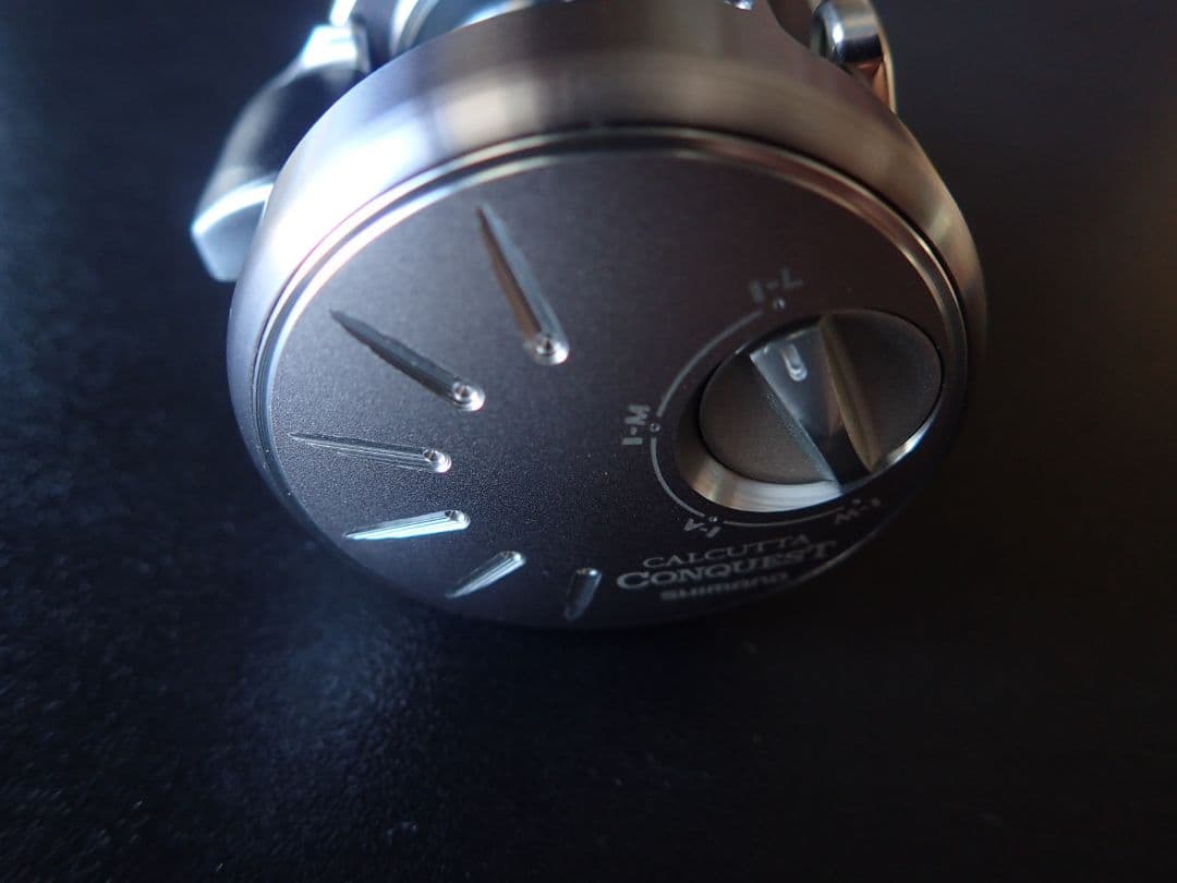 超美品　シマノ カルカッタ コンクエスト 51DC 左